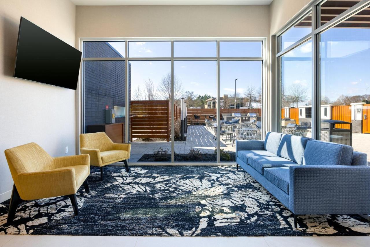 Towneplace Suites By Marriott Canton Riverstone Parkway Exteriör bild