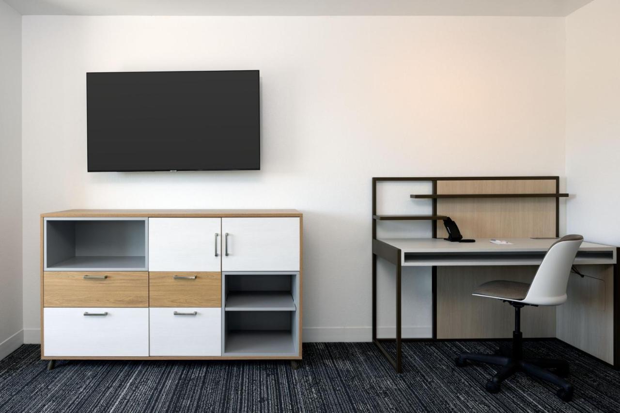 Towneplace Suites By Marriott Canton Riverstone Parkway Exteriör bild