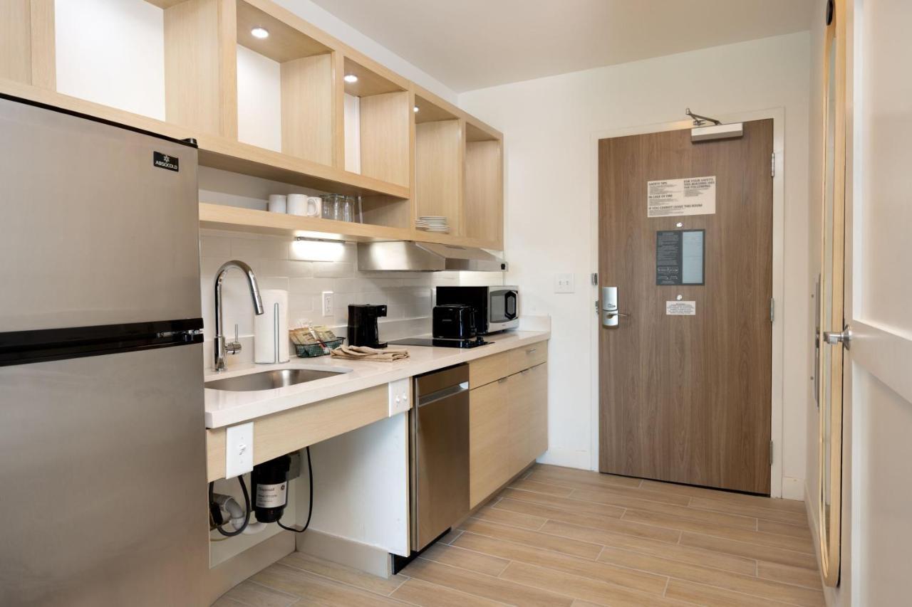 Towneplace Suites By Marriott Canton Riverstone Parkway Exteriör bild